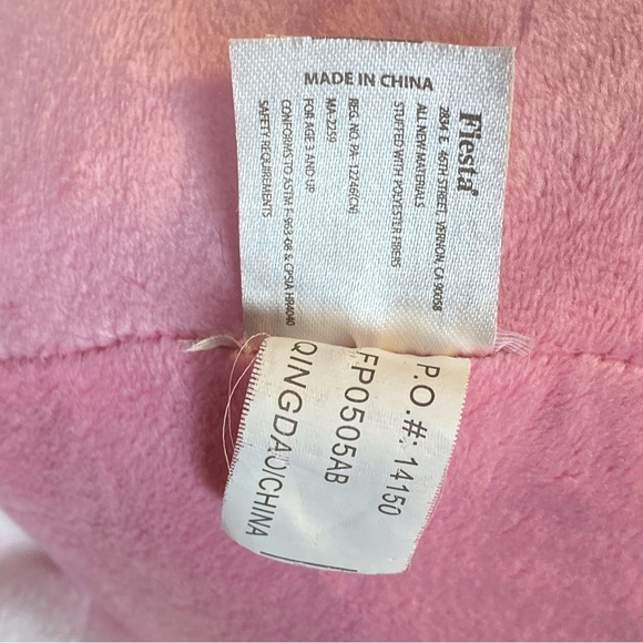 Hello Kitty extra large 20” stuffie, plushies.In like new condition - Picture 5 of 10